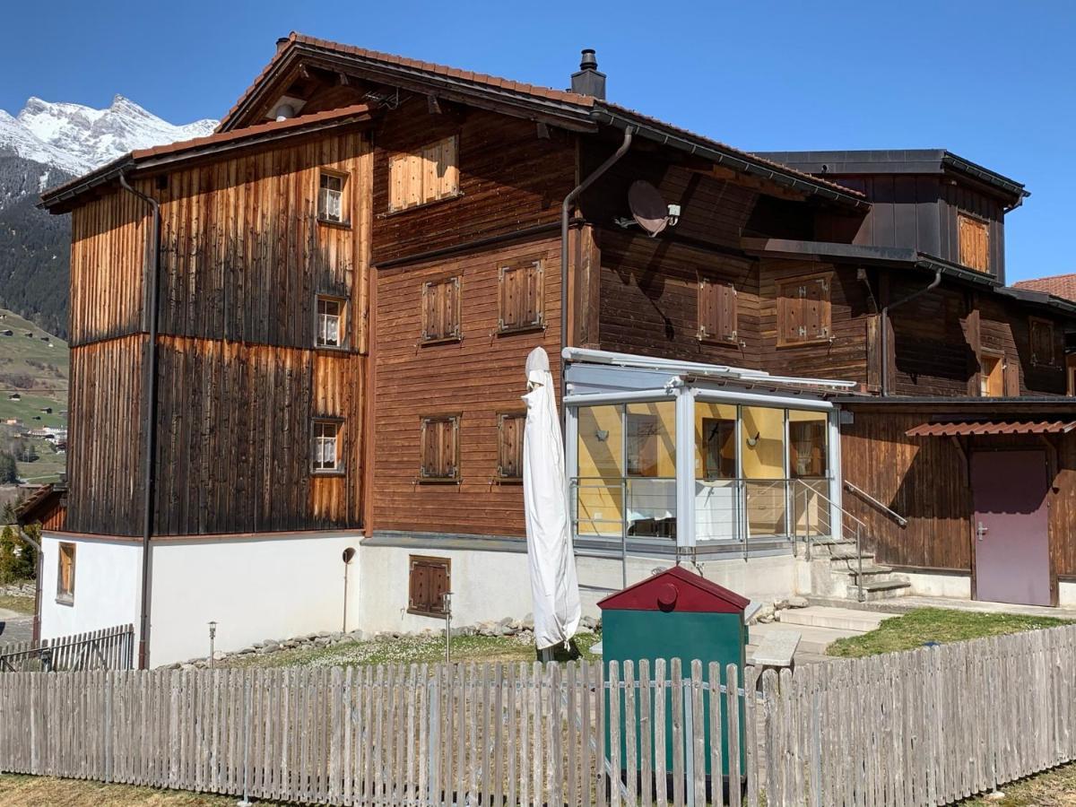Casa Steilalva - Grosszuegiges Chalet Fuer Erholsamen Familienurlaub Surrein Dış mekan fotoğraf